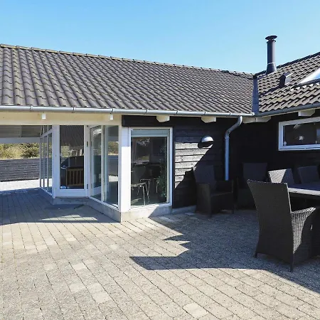 Feriehus 12 Person In